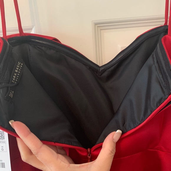 Satin Dress with exposed shoulders by Zara - Picture 6 of 8